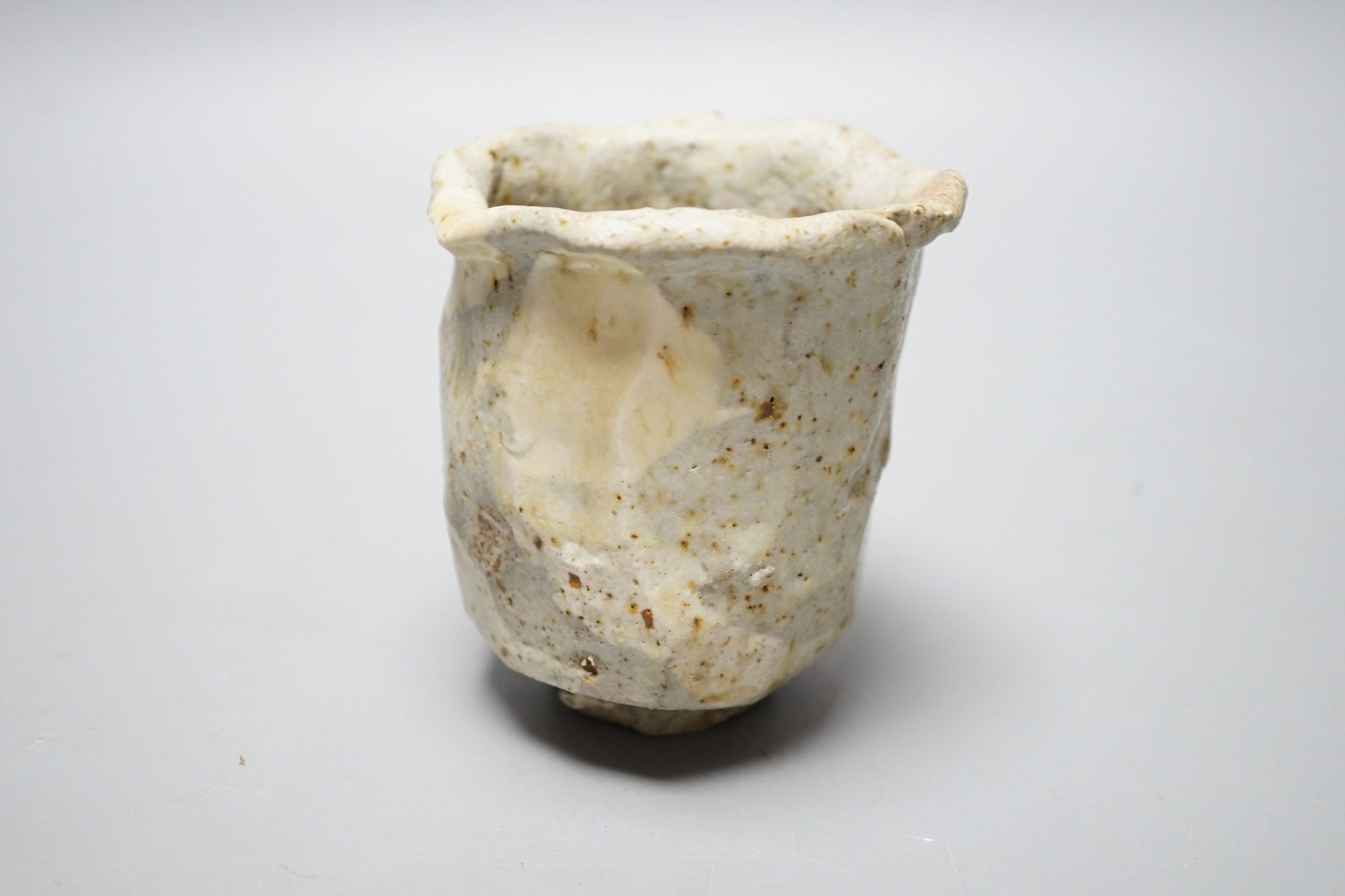 Ewen Henderson (1934-2000), a hand-built mixed laminated clay unomi, 9.5cm tall
